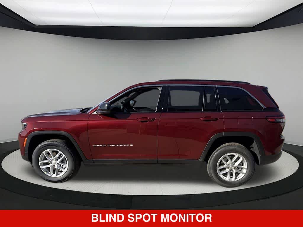 New 2026 Jeep Grand Cherokee Altitude AWD/4WD image 3