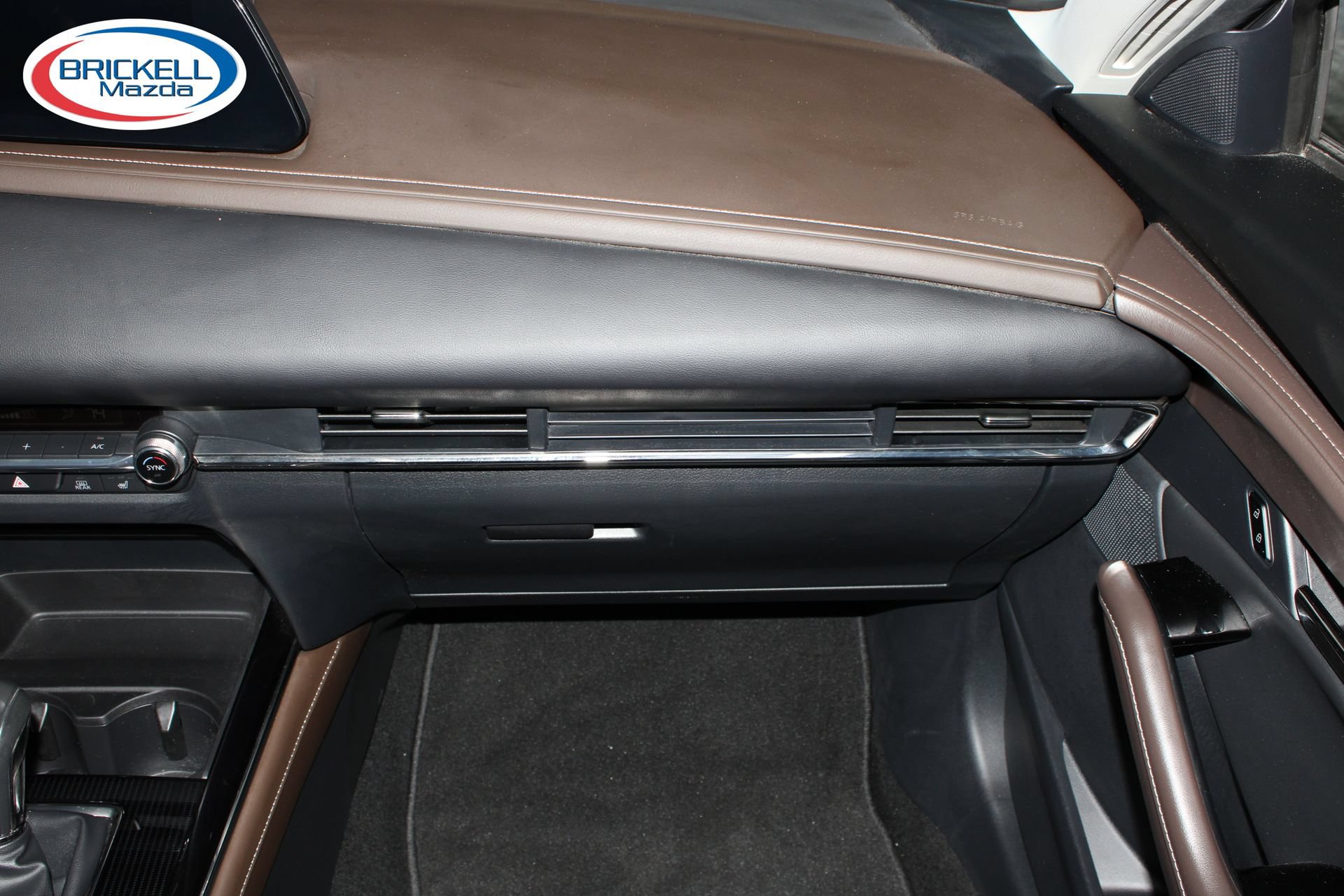 Used 2023 MAZDA CX-30 AWD 2.5 S w/ Premium Package image 18