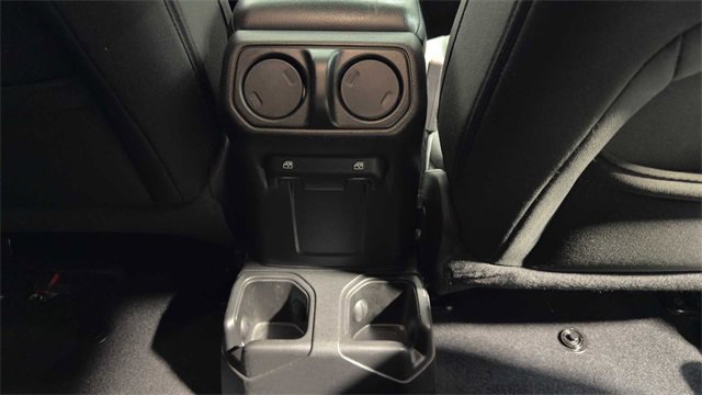 Used 2021 Jeep Wrangler Unlimited Sport image 15