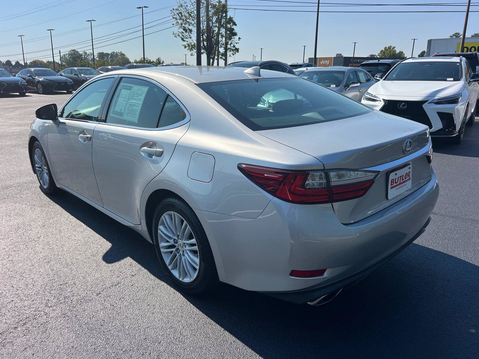 Used 2016 Lexus ES 350 w/ Accessory Package FWD image 7