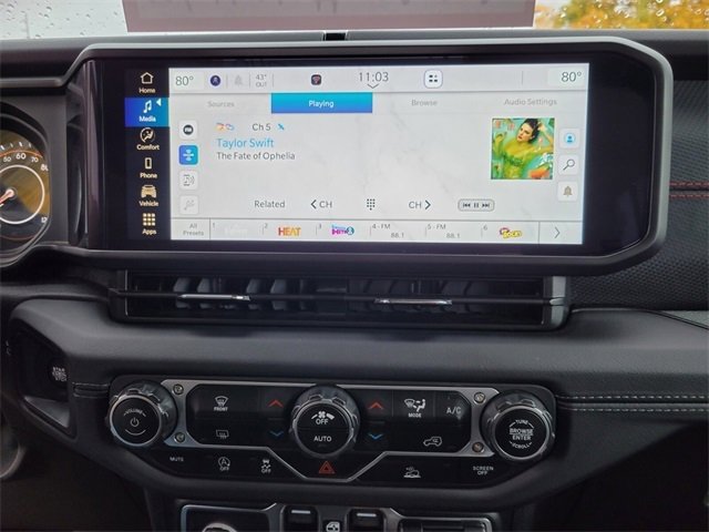 Used 2024 Jeep Wrangler Rubicon image 22