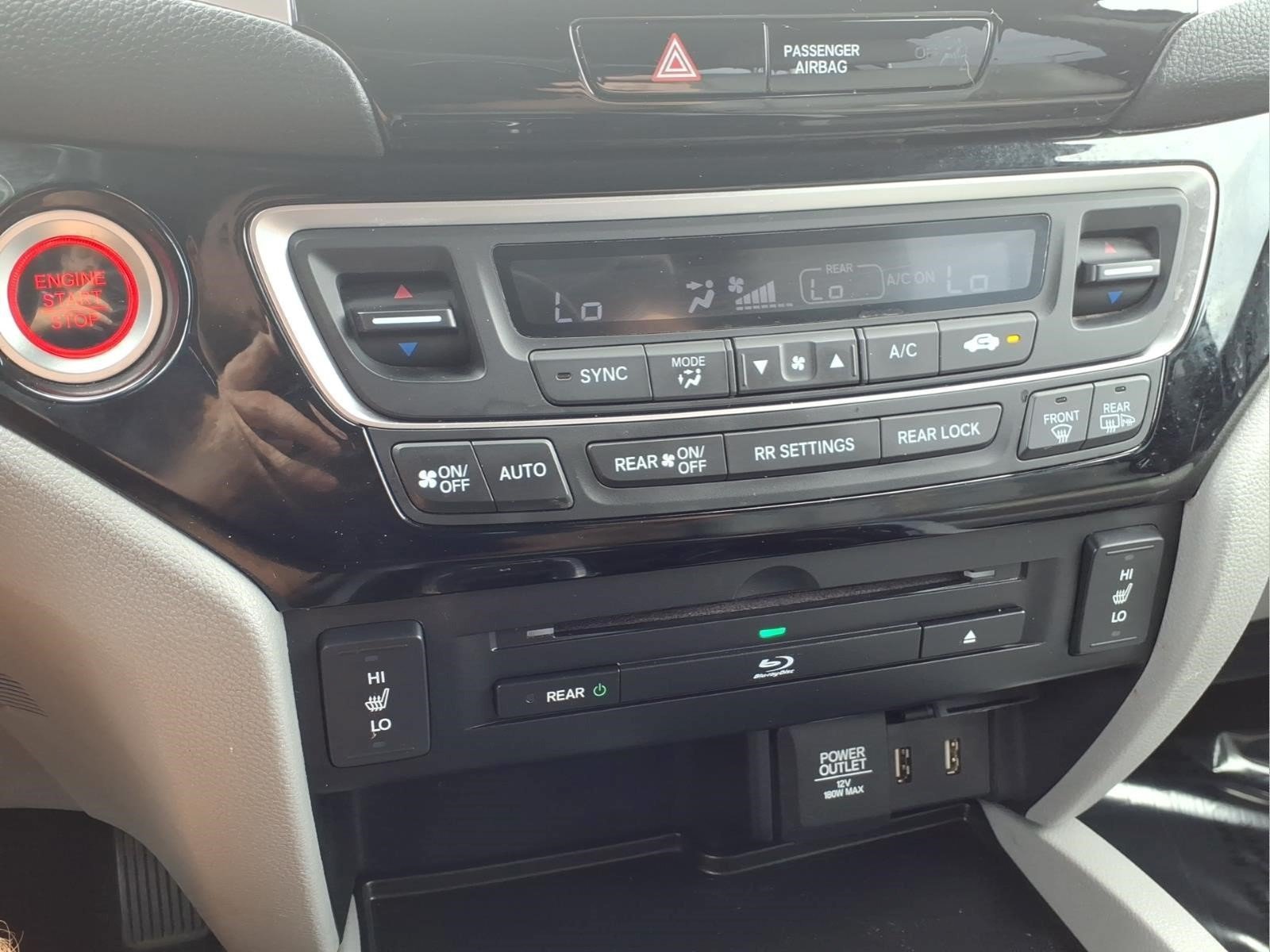 Used 2017 Honda Pilot Touring image 23