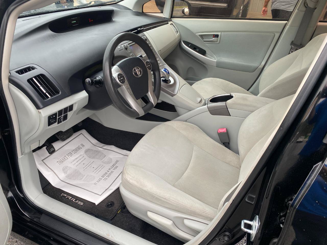 Used 2012 Toyota Prius Two FWD image 13