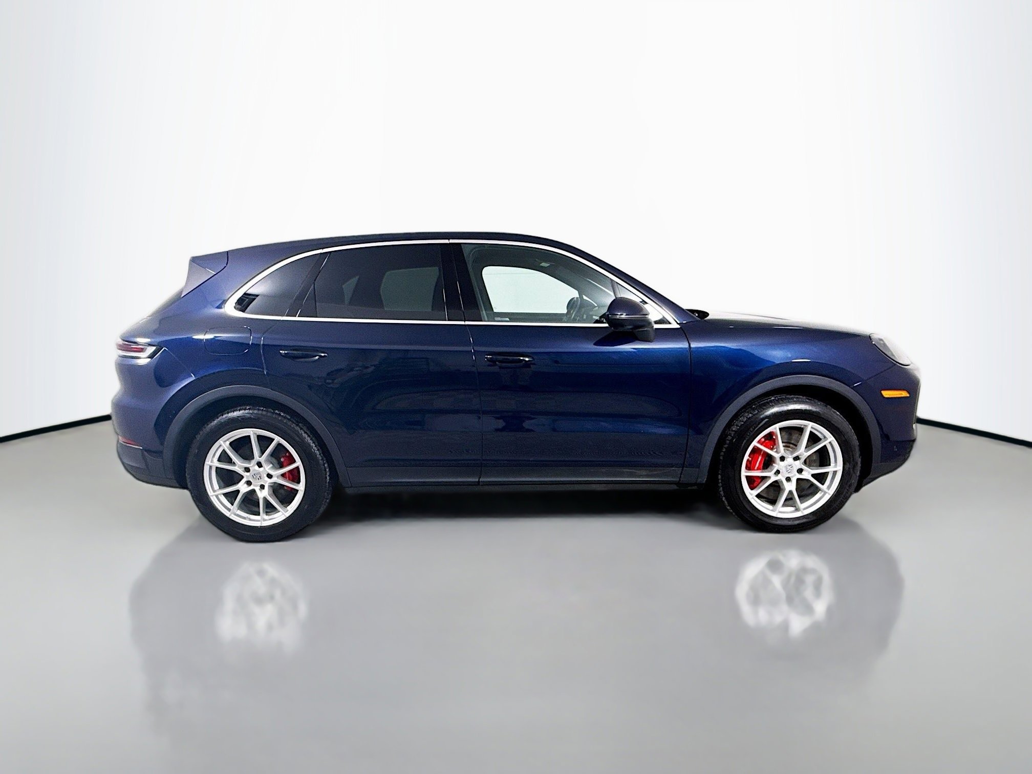 Certified 2024 Porsche Cayenne S image 8