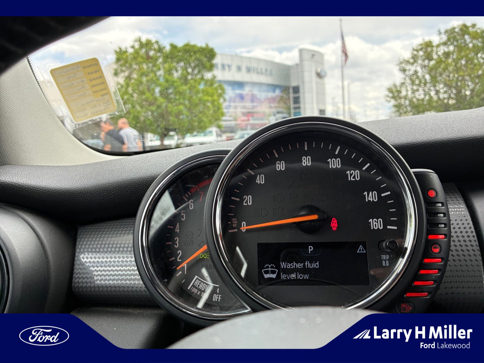 Used 2016 MINI Cooper 4-Door Hardtop image 10