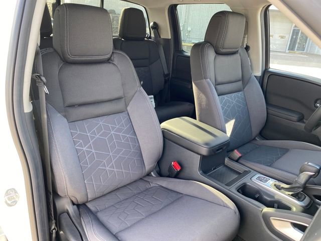 New 2026 Nissan Frontier SV image 9