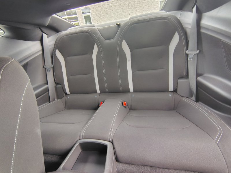 Certified 2018 Chevrolet Camaro LT RWD image 19