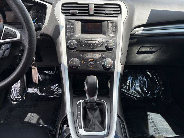 Used 2014 Ford Fusion SE FWD image 17