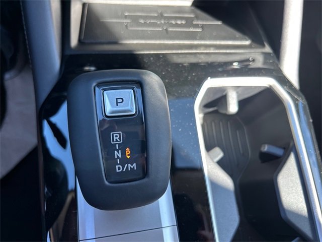 New 2025 Mitsubishi Outlander AWD image 14