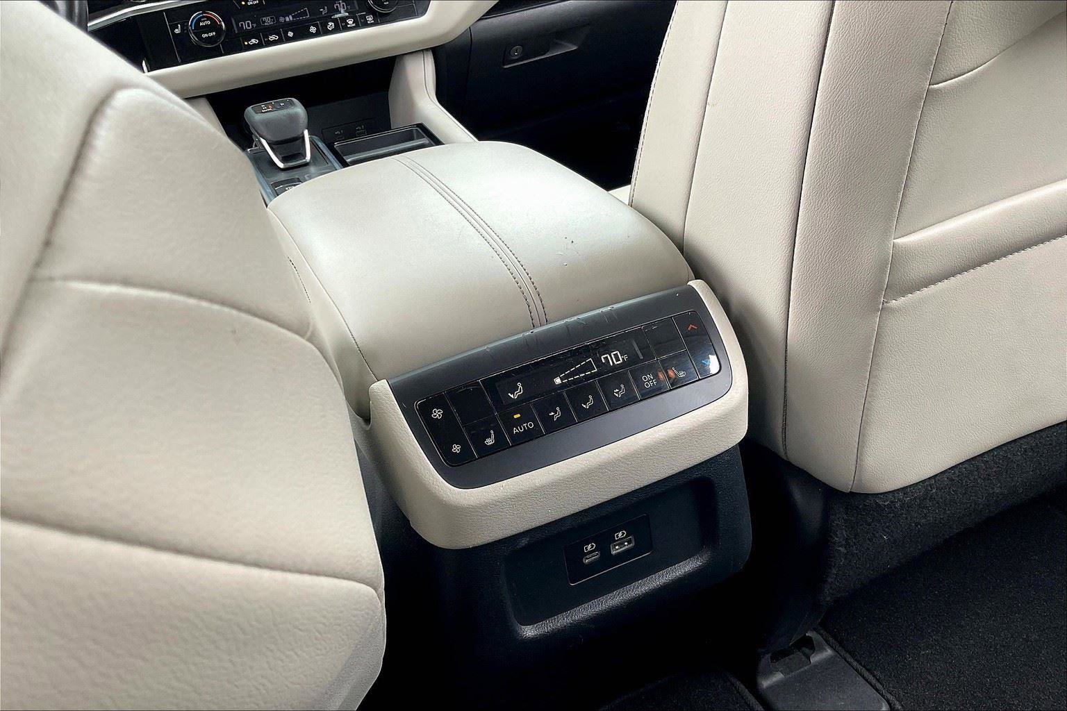 Used 2022 Nissan Pathfinder SL w/ SL Premium Package image 33