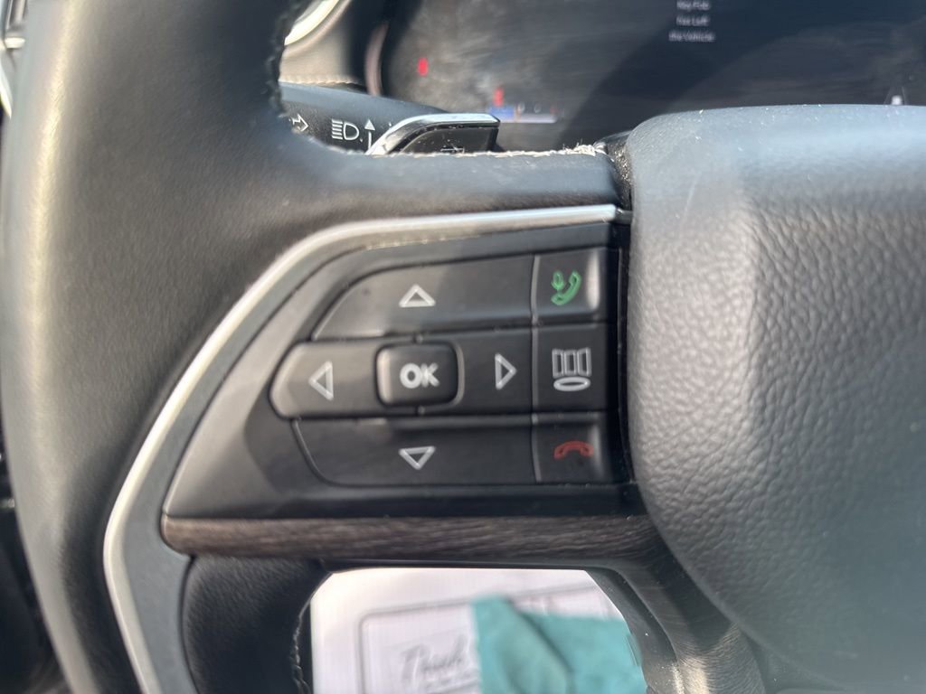 Used 2023 Jeep Grand Cherokee Limited image 24