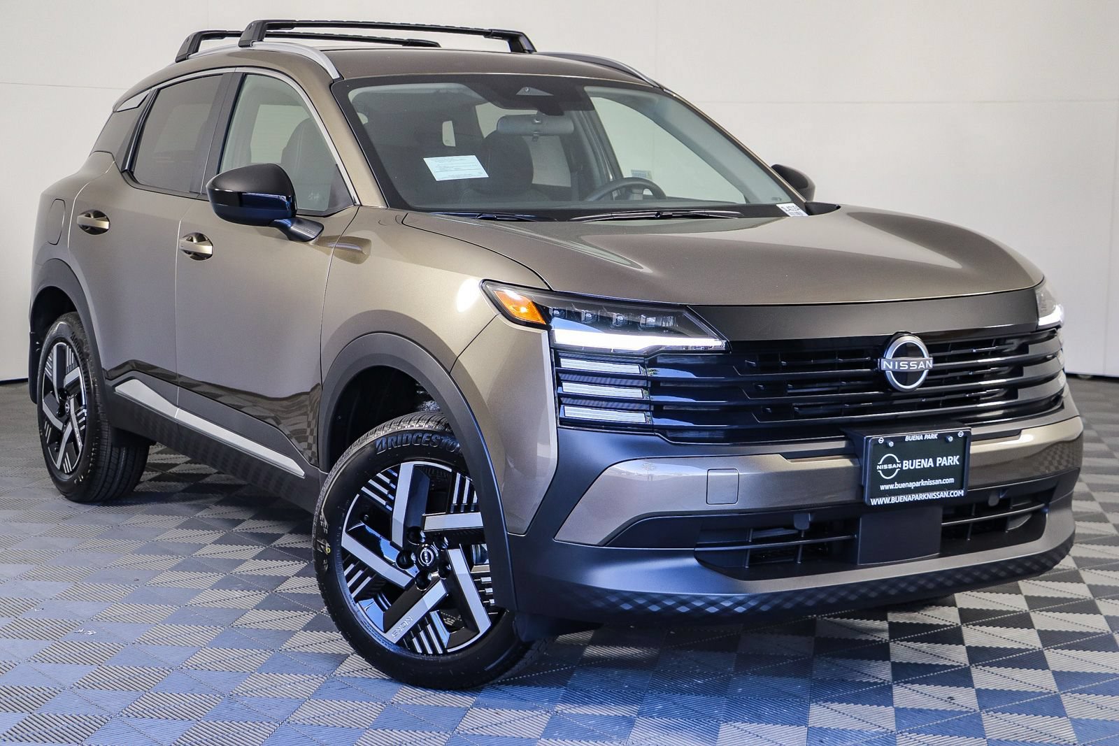 New 2027 Nissan Kicks SV