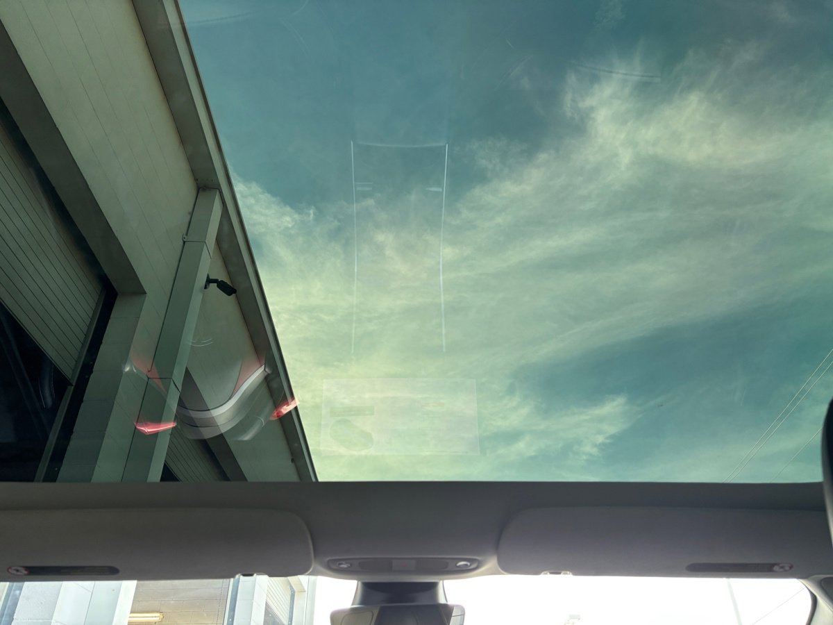 Used 2018 Tesla Model 3 Long Range image 7