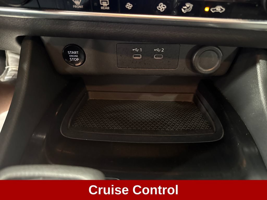 Used 2024 Nissan Rogue SV AWD/4WD image 16
