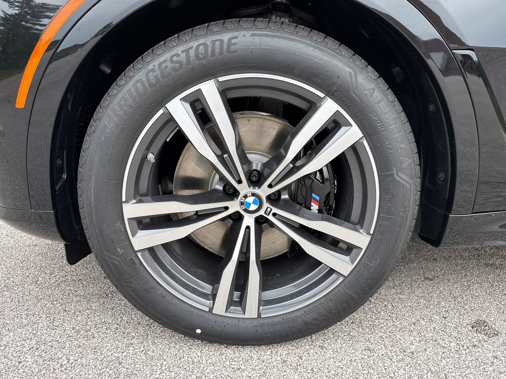 New 2027 BMW X7 xDrive40i w/ Executive Package AWD/4WD image 9