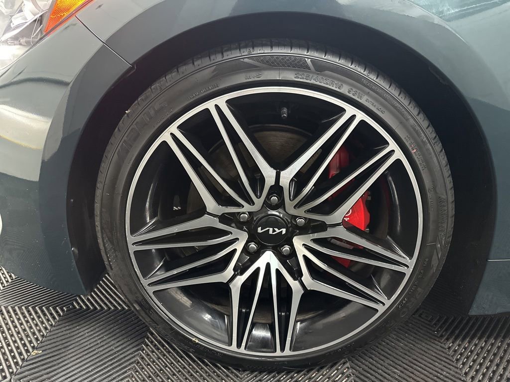 Used 2022 Kia Stinger GT2 RWD image 38
