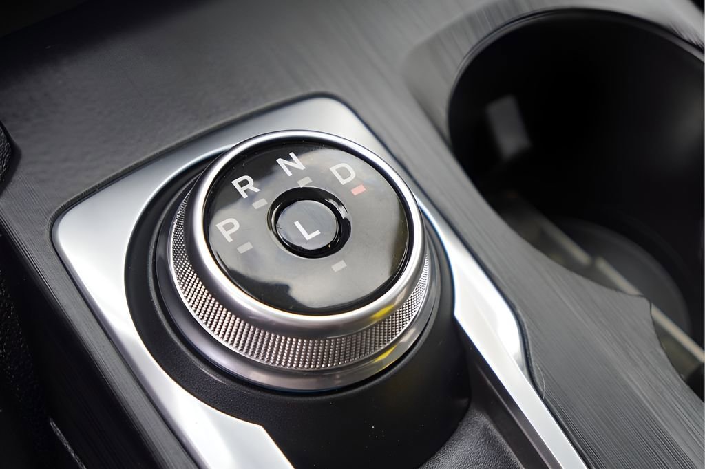 Used 2022 Ford Escape SEL w/ Technology Package image 29