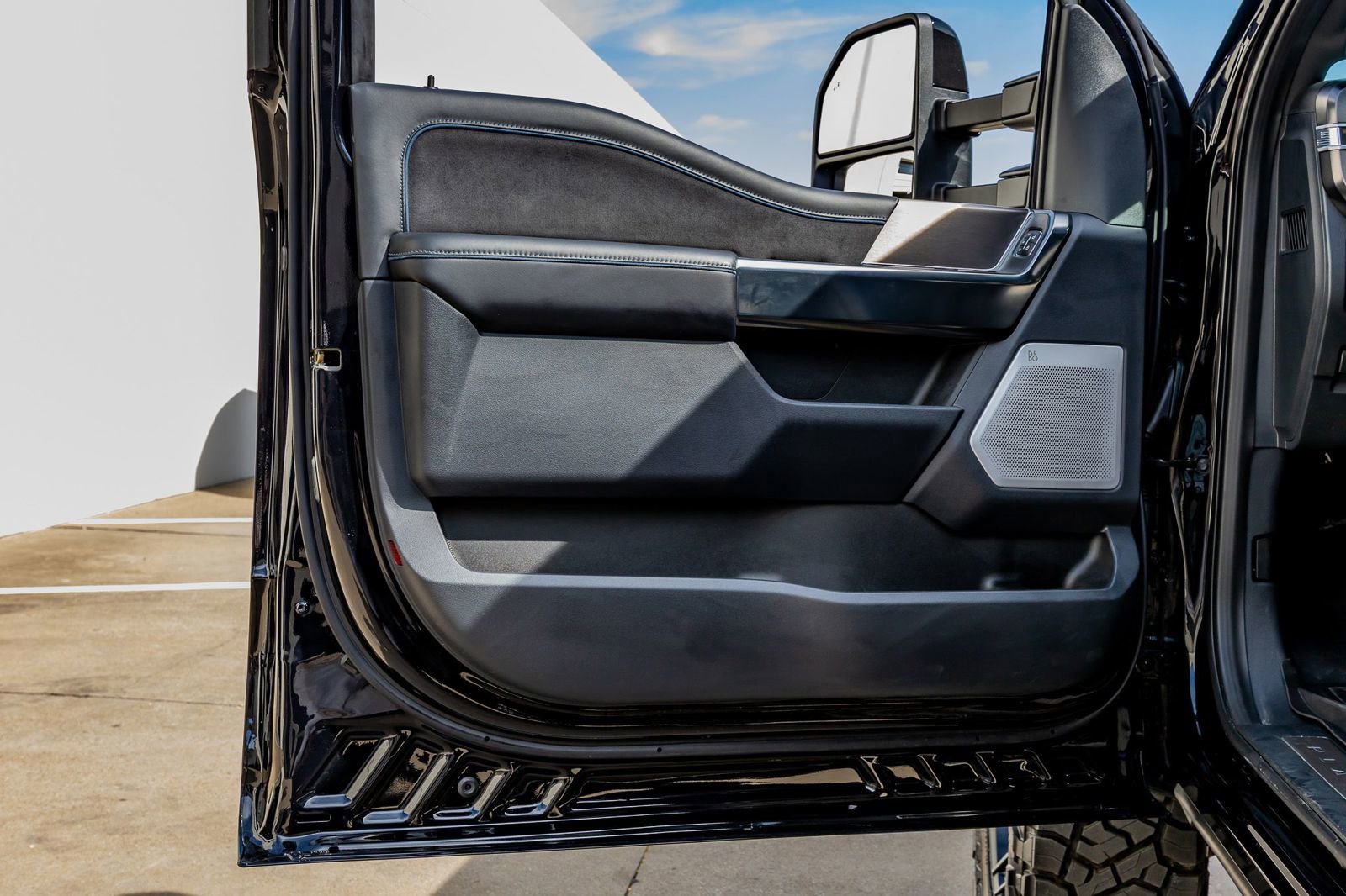Used 2026 Ford F350 Platinum image 35