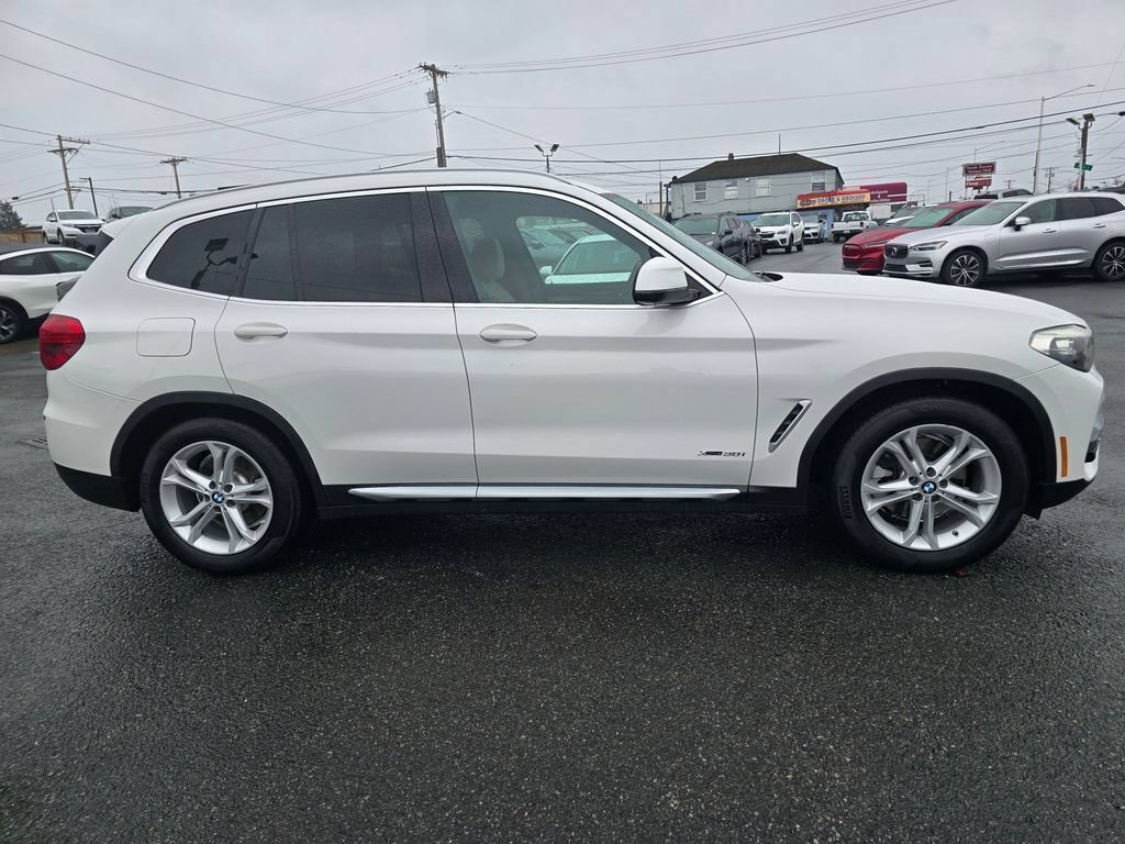 Used 2018 BMW X3 xDrive30i AWD/4WD image 5