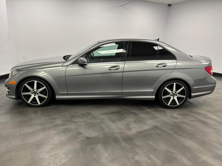 Used 2013 Mercedes-Benz C 300 Sport image 3