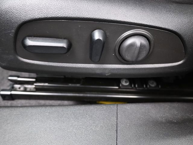 Used 2023 Chevrolet Malibu LT image 33