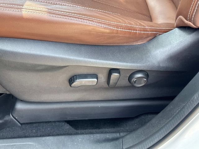 Used 2020 Subaru Ascent Touring w/ Popular Package #3 AWD/4WD image 31