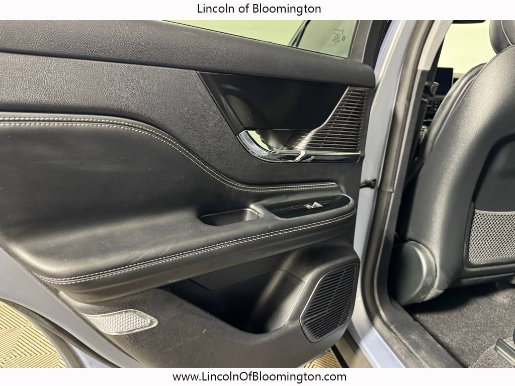 Certified 2022 Lincoln Corsair AWD w/ Premium Package image 53