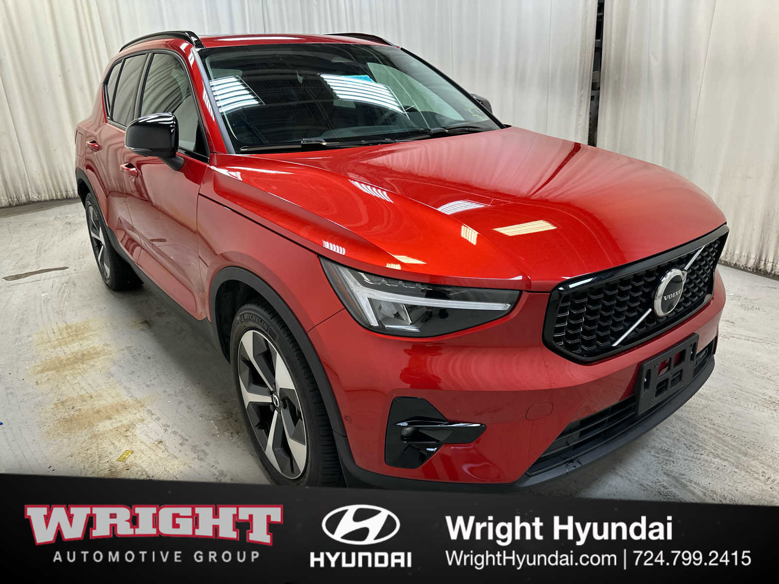 Used 2023 Volvo XC40 B5 Plus w/ Driver Assist Package image 1