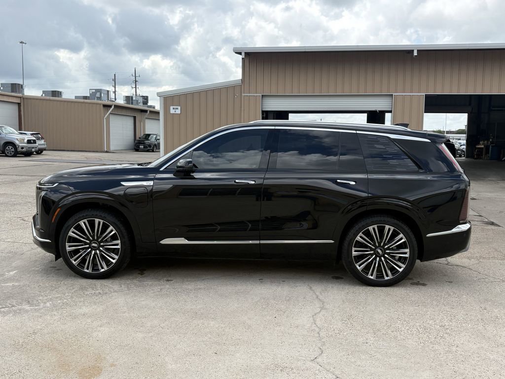 Used 2026 Cadillac Vistiq Premium Luxury AWD/4WD image 8