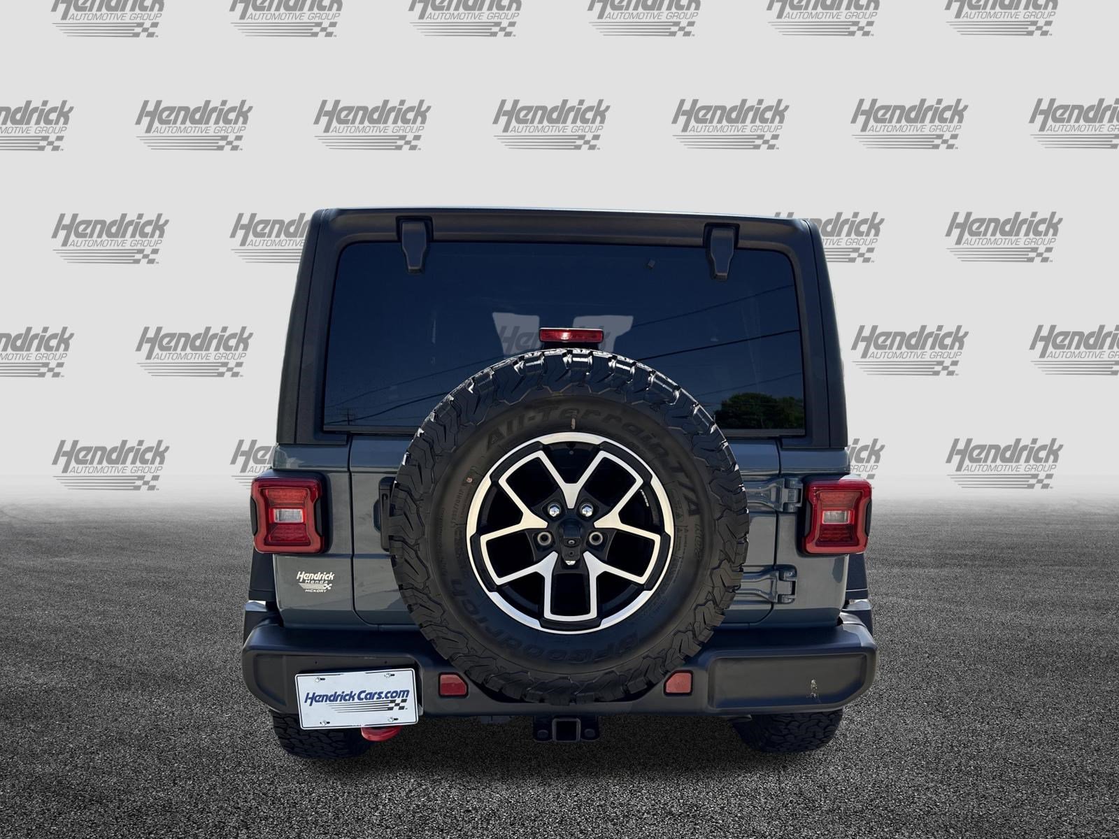 Used 2024 Jeep Wrangler Unlimited Rubicon AWD/4WD image 9