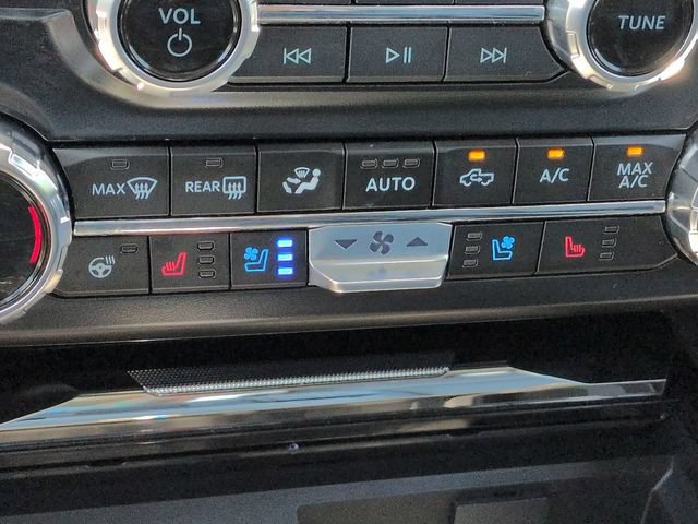 New 2026 Ford F350 Lariat w/ Black Appearance Package AWD/4WD image 25