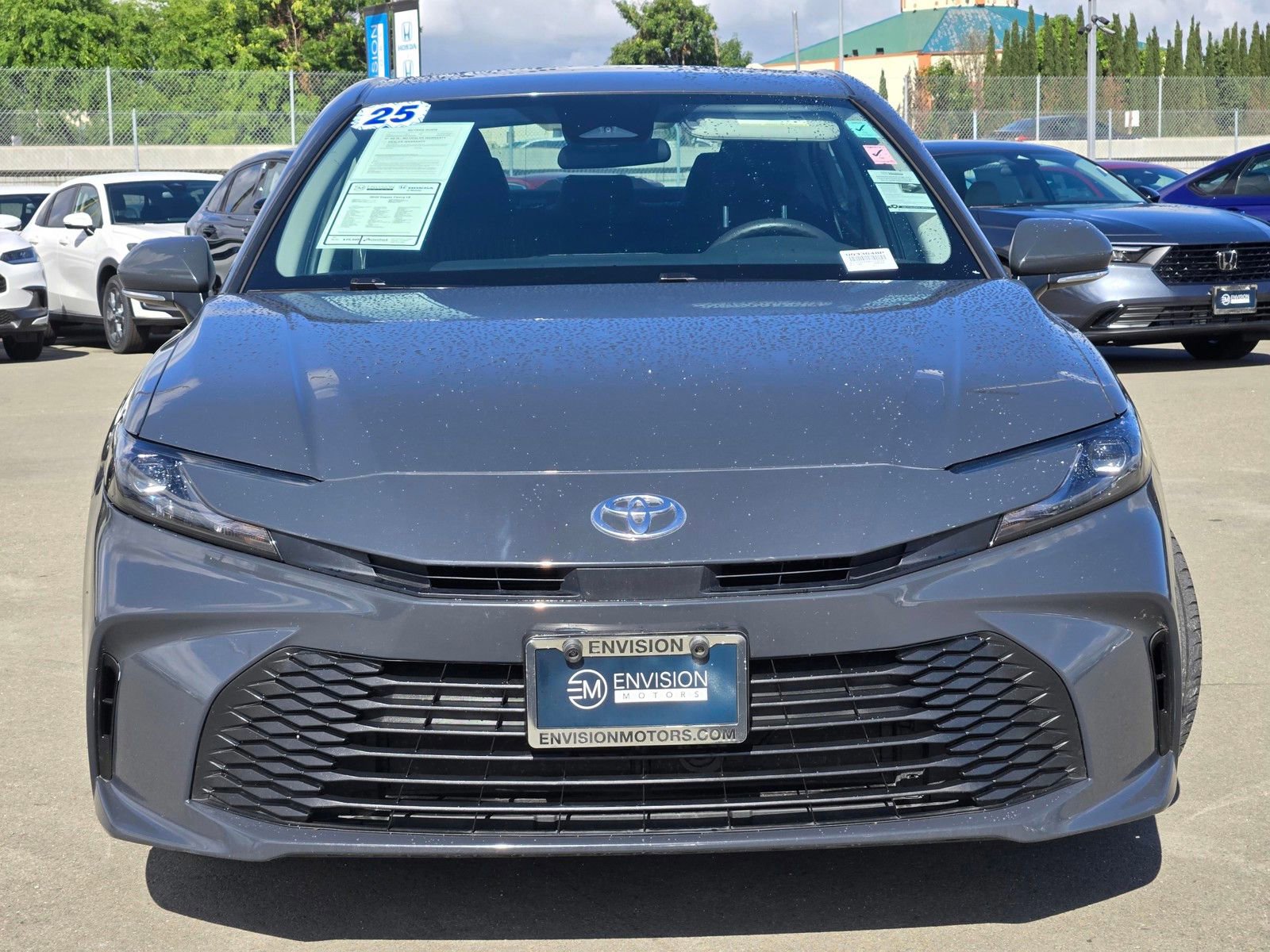 Used 2025 Toyota Camry LE image 2