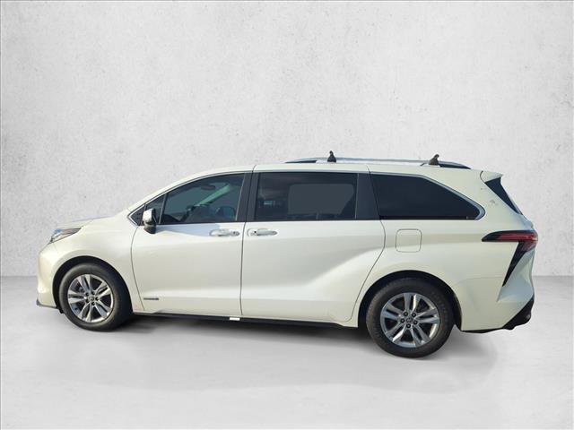 Certified 2021 Toyota Sienna Limited FWD image 6