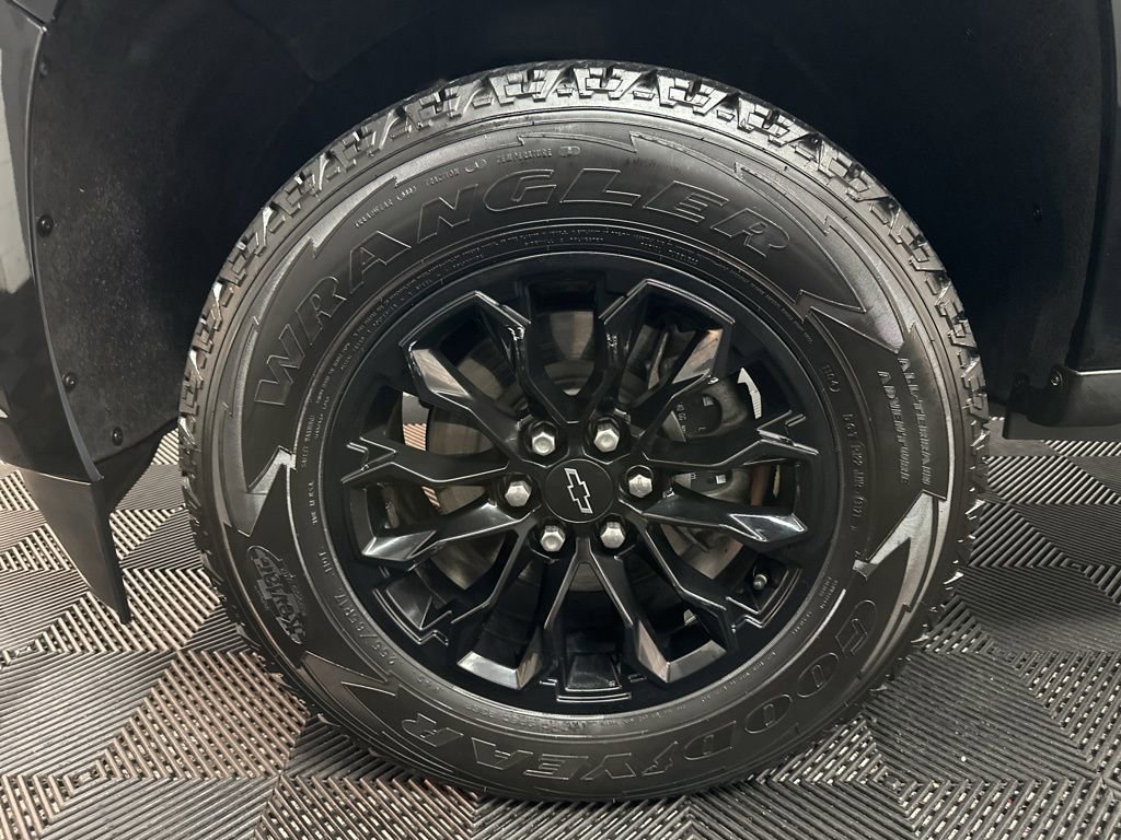 Used 2022 Chevrolet Colorado Z71 w/ Trail Boss Package AWD/4WD image 37