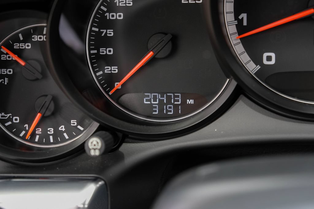 Used 2014 Porsche 911 Turbo AWD/4WD image 15