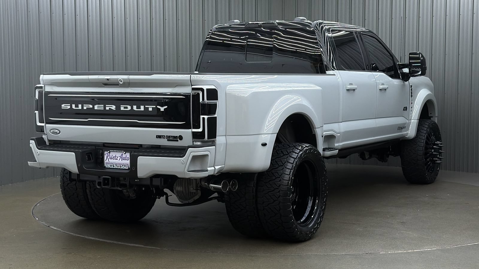 Used 2026 Ford F450 Platinum w/ FX4 Off-Road Package AWD/4WD image 5