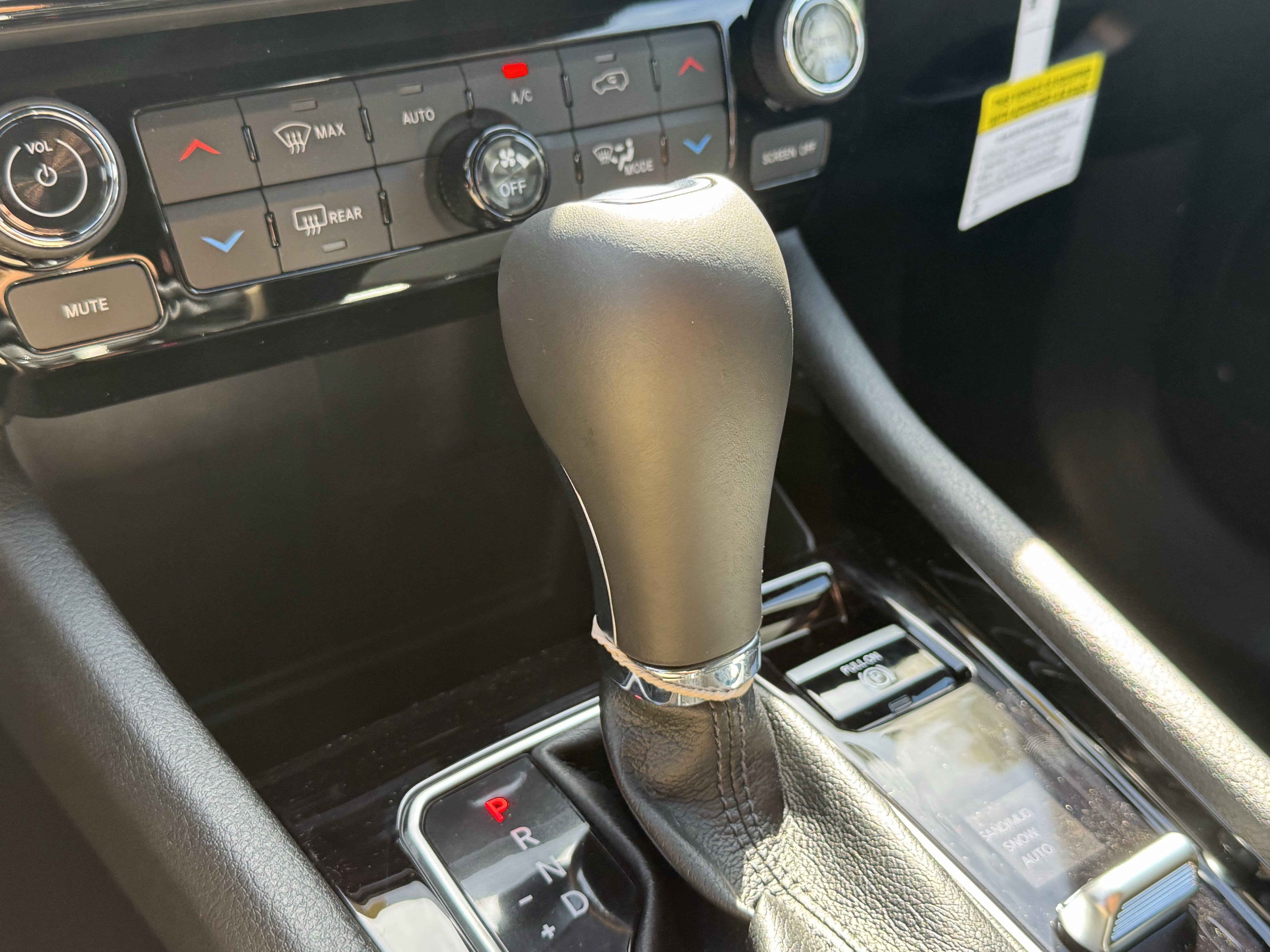 New 2026 Jeep Compass Latitude image 22