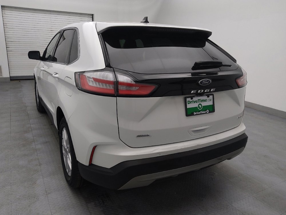 Used 2024 Ford Edge SEL image 6