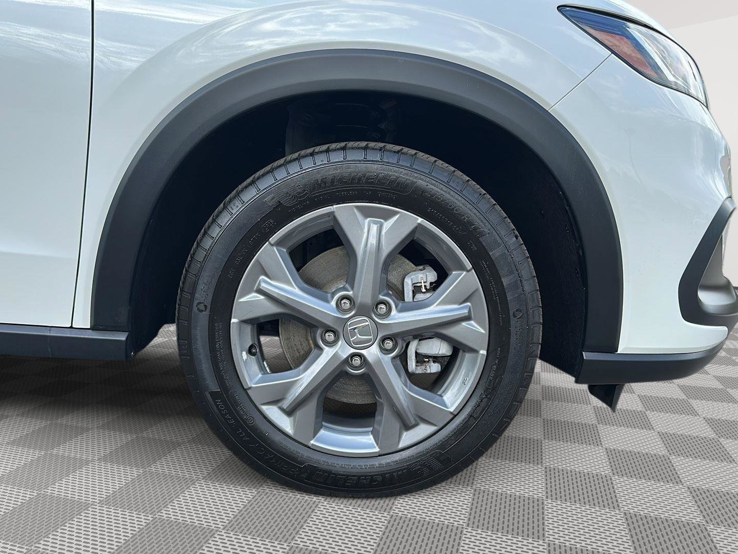 Used 2026 Honda HR-V LX image 12