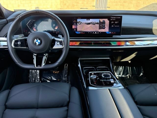 Used 2026 BMW 740i RWD image 28