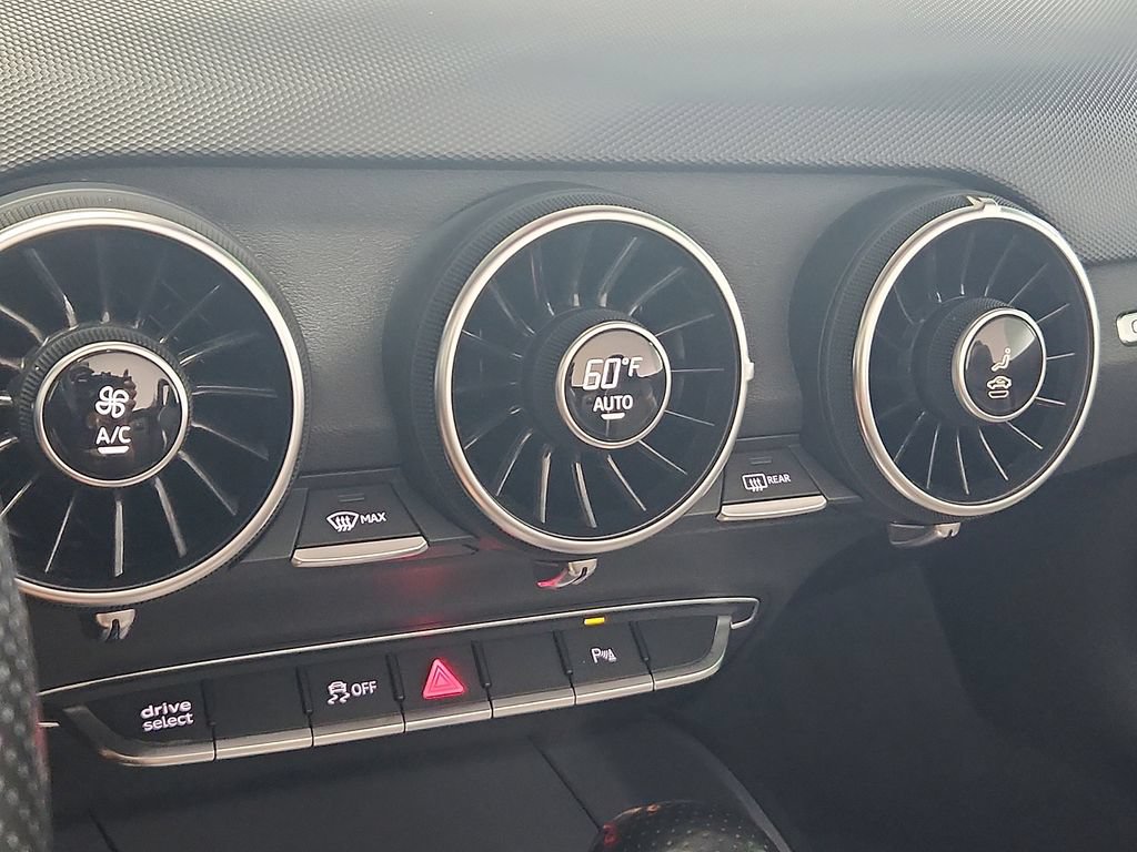 Used 2018 Audi TT 2.0T w/ Technology Package AWD/4WD image 13