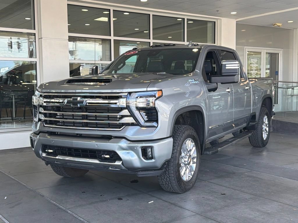Used 2025 Chevrolet Silverado 2500 High Country w/ Z71 Off-Road Package AWD/4WD image 2