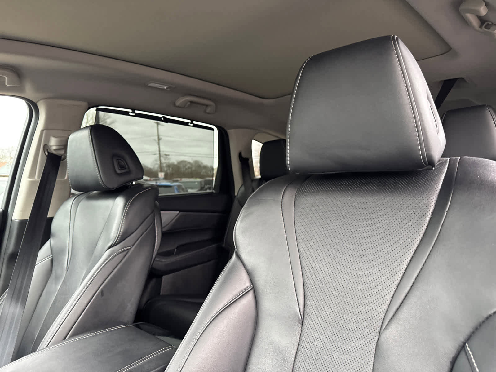 Used 2024 Acura MDX SH-AWD w/ Technology Package image 15