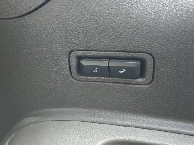 Used 2021 Ford Expedition Limited image 21