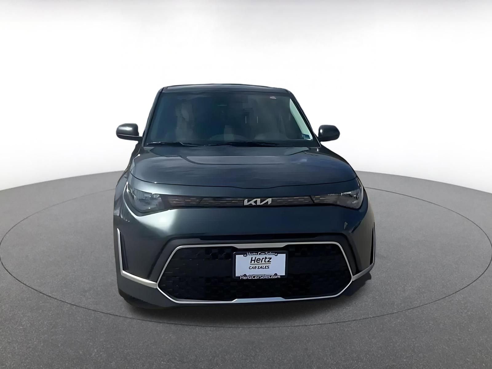 Used 2025 Kia Soul LX w/ LX Technology Package image 4