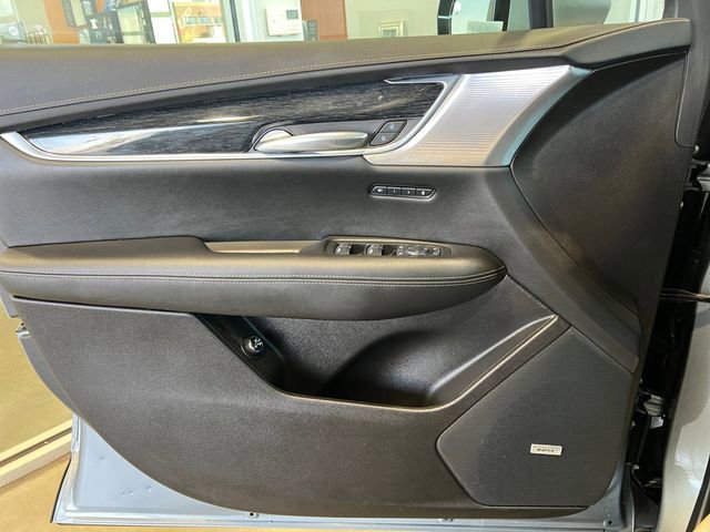 Certified 2023 Cadillac XT5 Premium Luxury w/ LPO, Floor Liner Package AWD/4WD image 16
