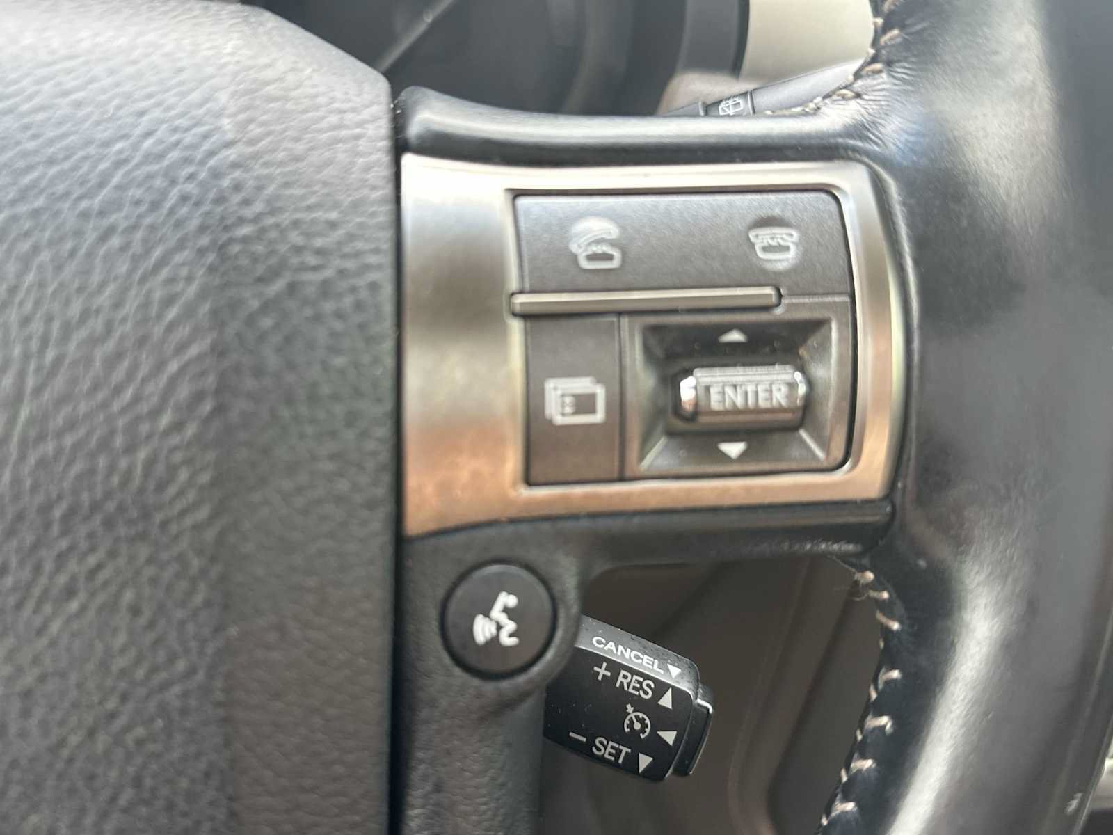 Used 2018 Lexus GX 460 Premium w/ Premium Package AWD/4WD image 27