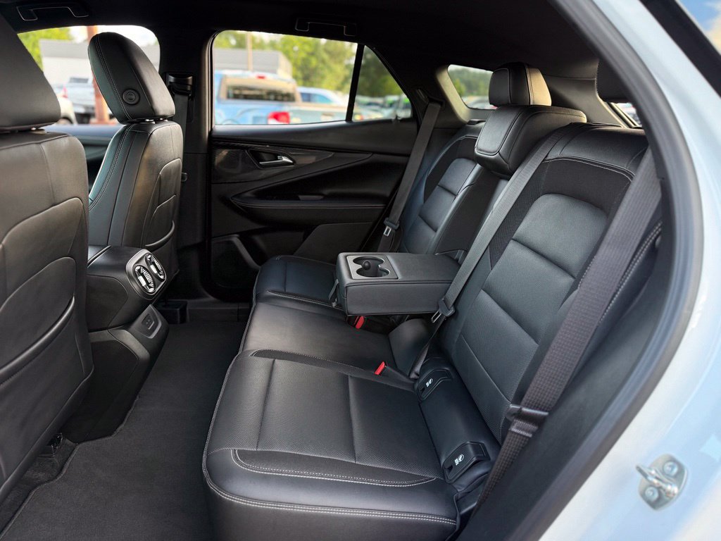 Used 2024 Chevrolet Blazer EV LT AWD/4WD image 13