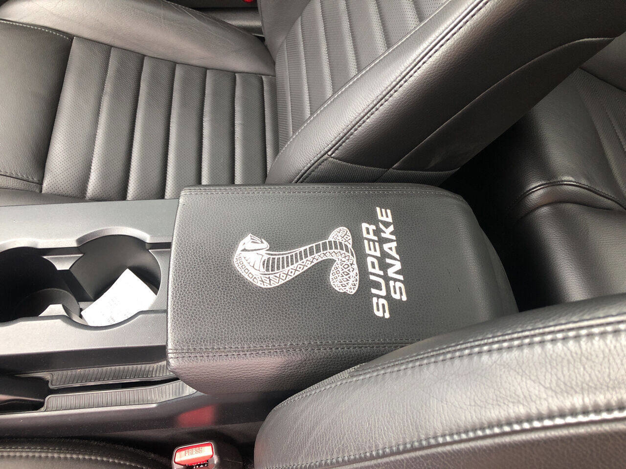Used 2007 Ford Mustang Shelby GT500 RWD image 37