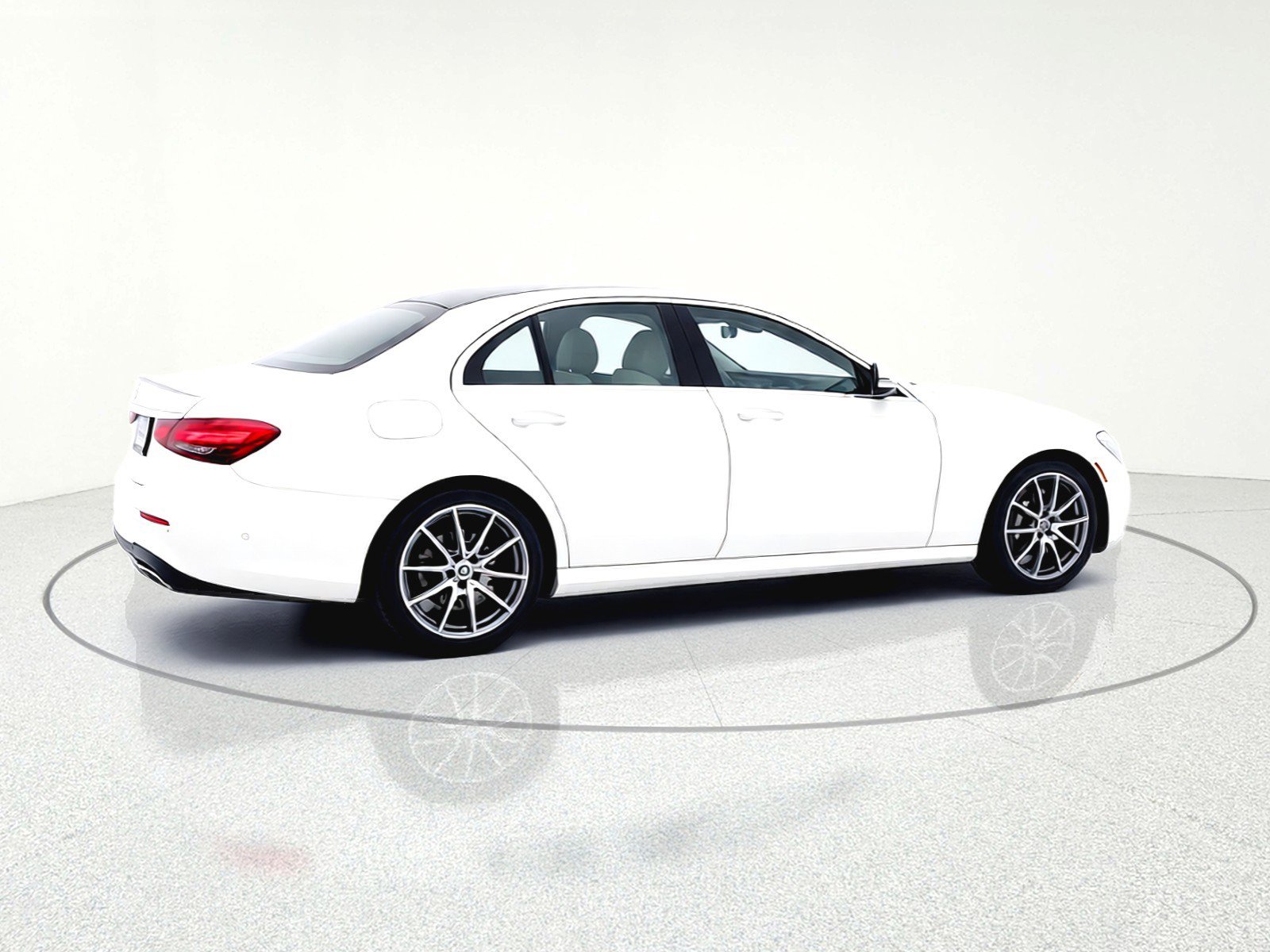 Certified 2022 Mercedes-Benz E 350 Sedan image 15